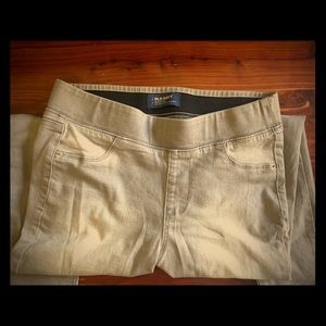 Old Navy Rockstar grey pull on jeggings